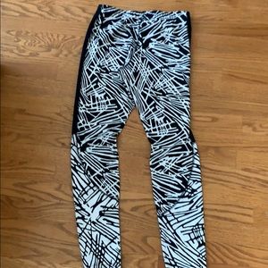 Nike medium work out pants